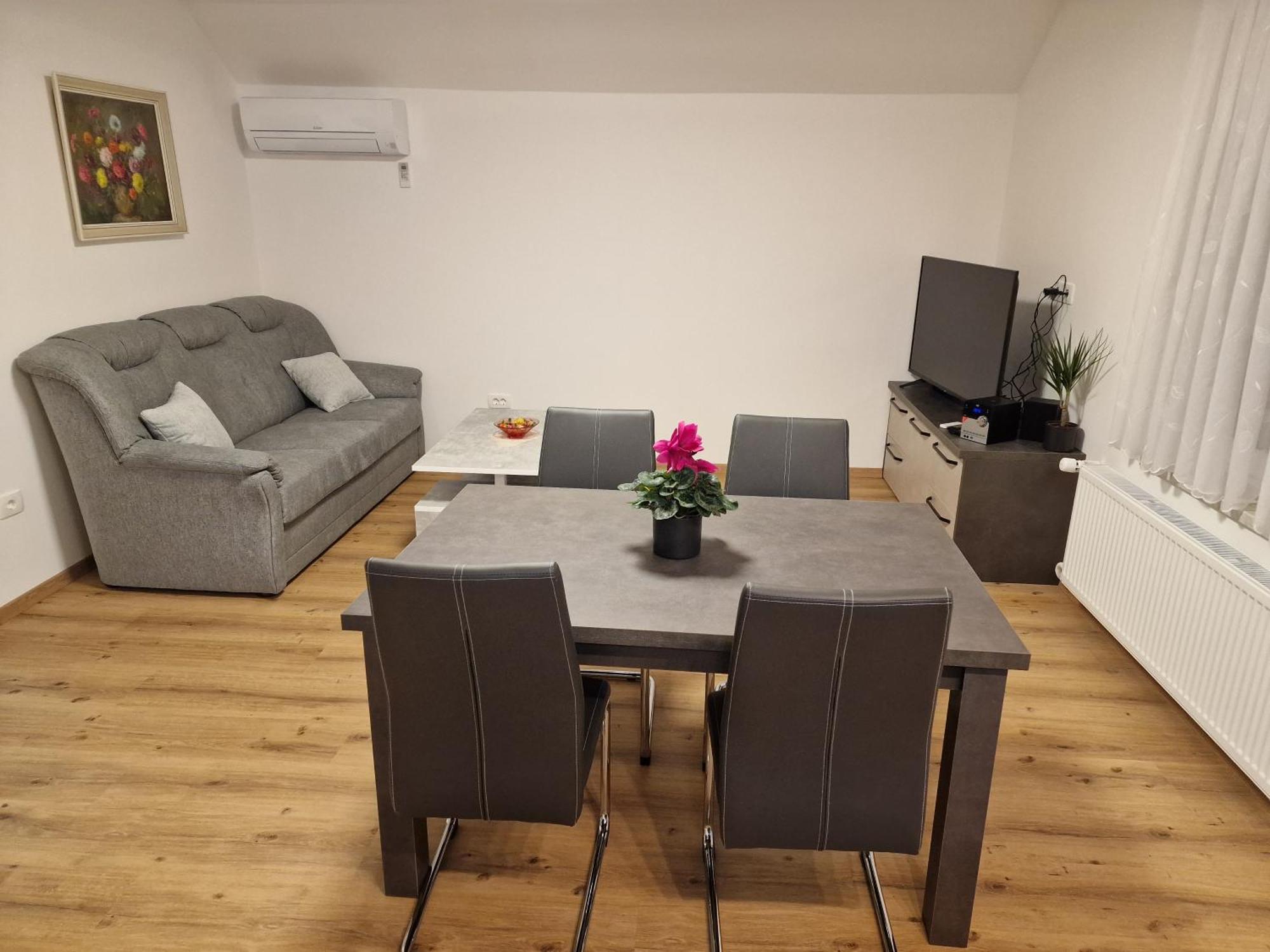 Vila Lastovka Ljubljana Kültér fotó